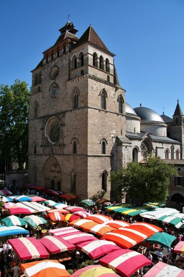 Le Tapis Vert Cahors Luaran gambar